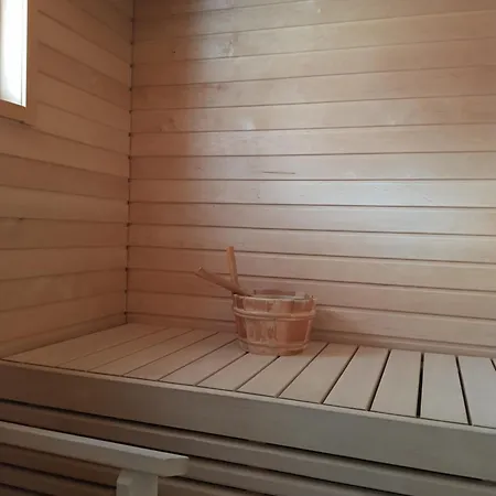 Ranta-sumpun Helmi 10 House With Sauna Nyaraló