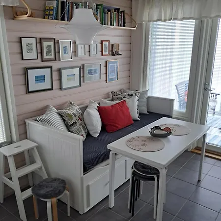 Ranta-sumpun Helmi 10 House With Sauna *